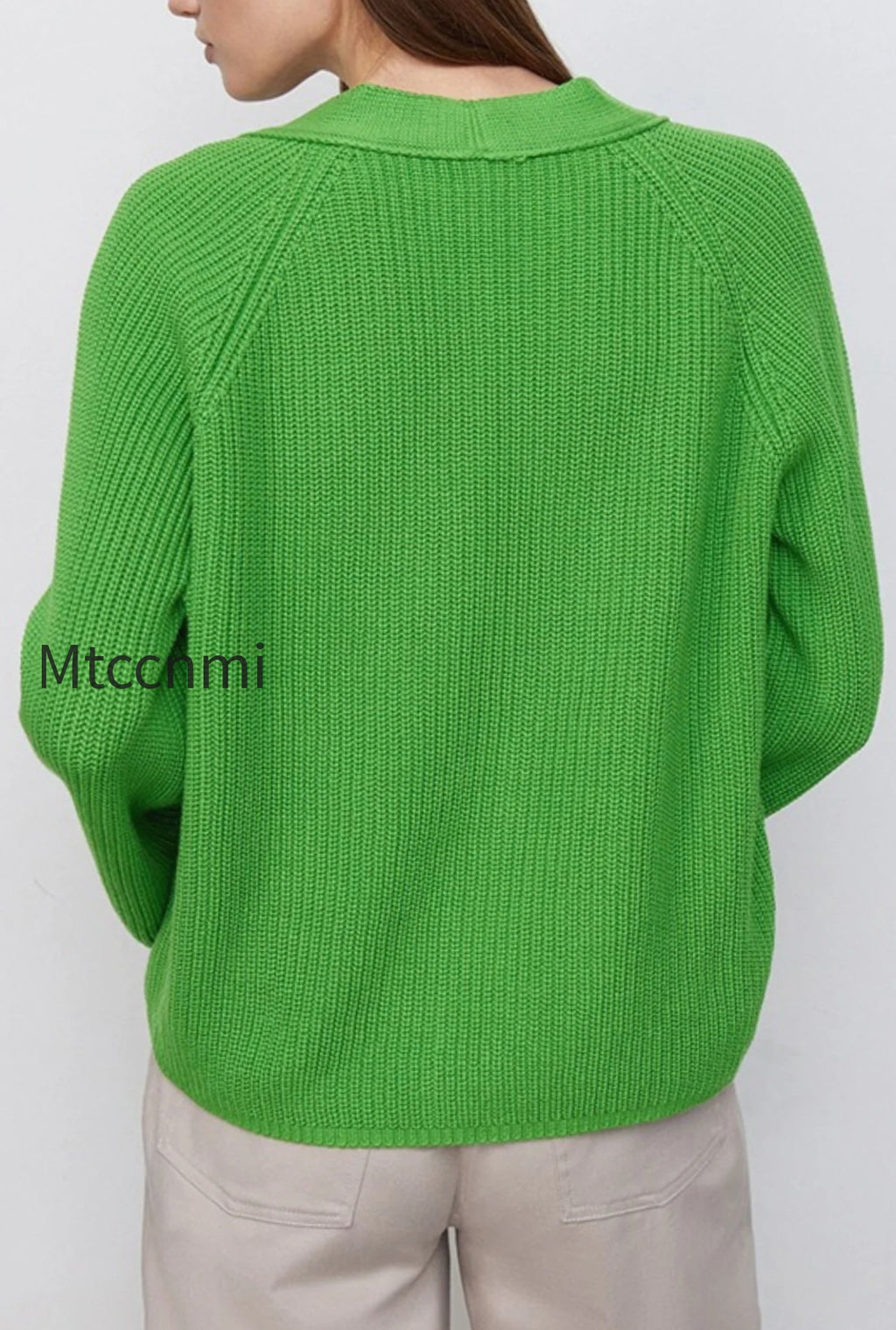 v-neck-cropped-batwing-cardigan