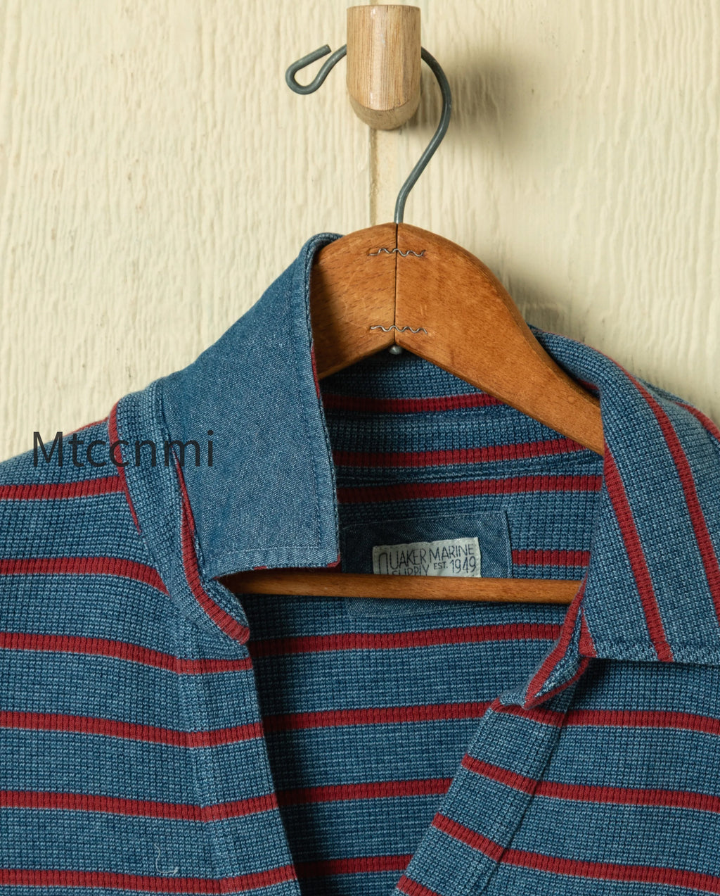 indigo-inlet-pullover-in-red-navy-textured-knit