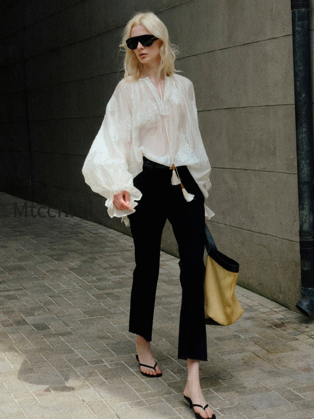 heavy-embroidered-lyocell-v-neck-blouse-lantern-sleeve-tassel-top