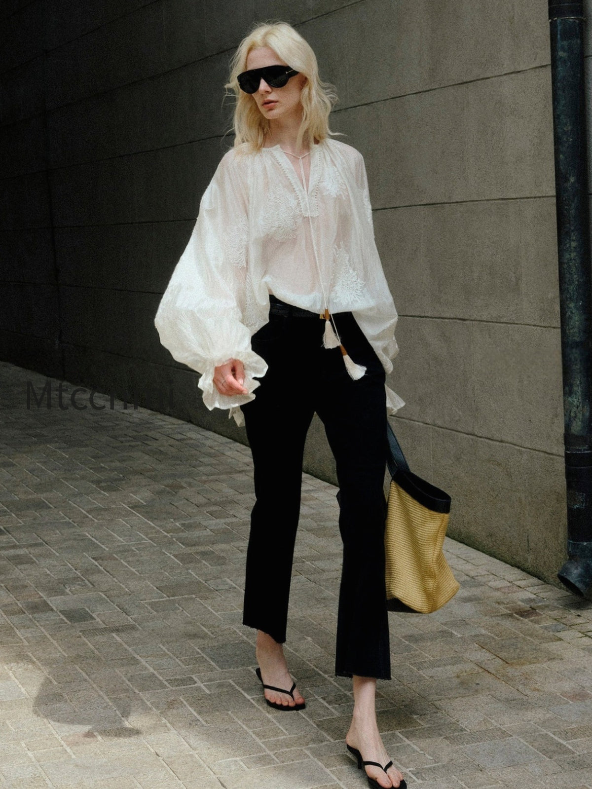 heavy-embroidered-lyocell-v-neck-blouse-lantern-sleeve-tassel-top