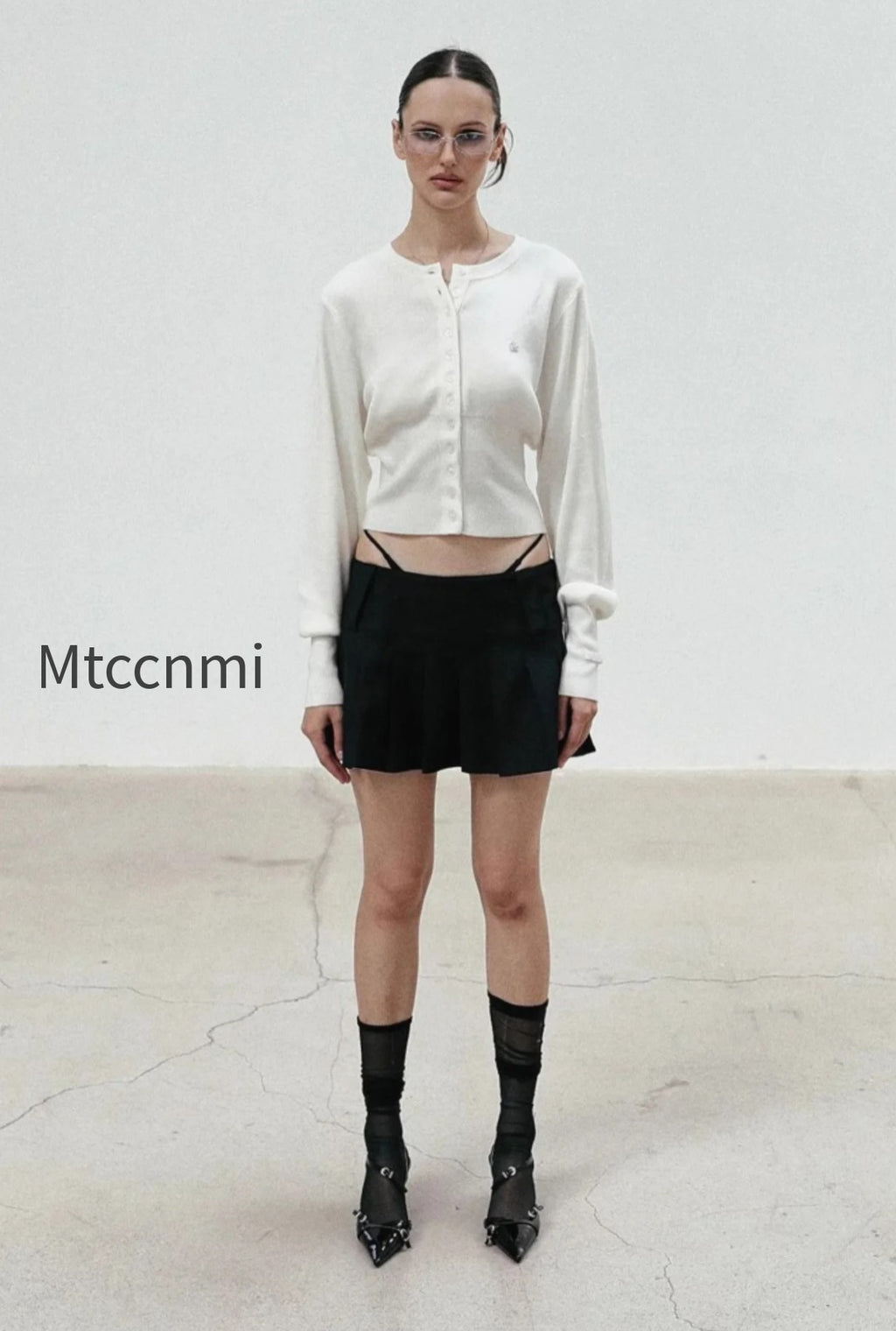 embroidered-button-crop-cardigan