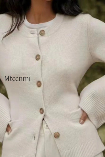 soft-relaxed-knit-cardigan